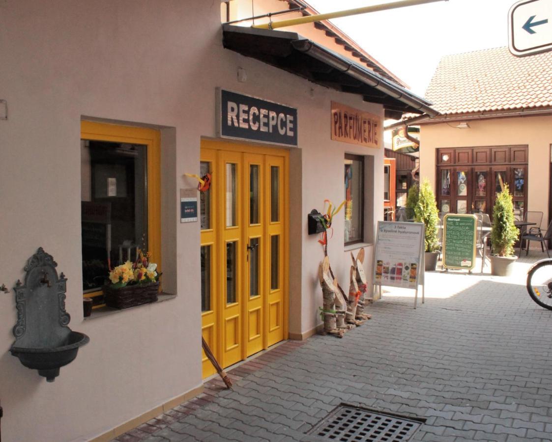 Hotel Pansky Dum Zamberk Luaran gambar